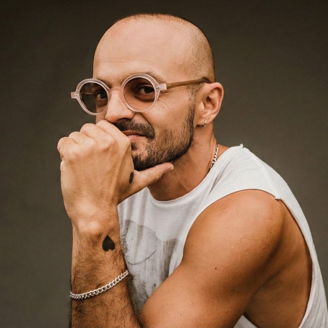 אברהם טל · מוש בן ארי